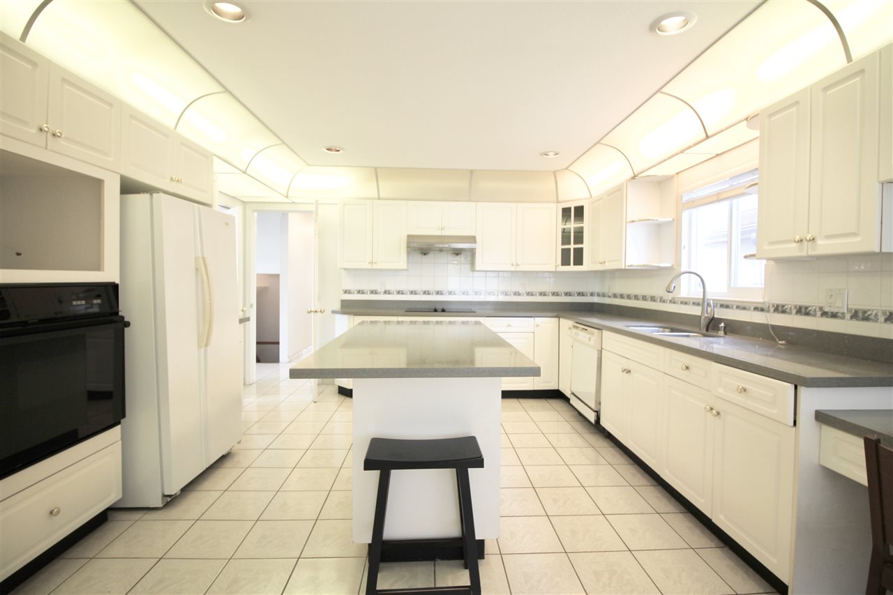 7439 7th Street, Burnaby East 5