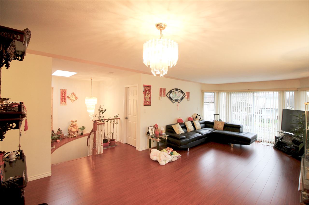 4659 Pender Street, Burnaby North 3