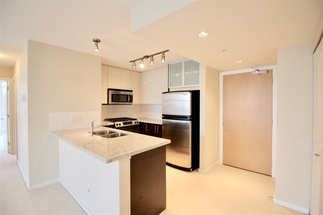 1801 2289 Yukon Crescent, Burnaby North 6