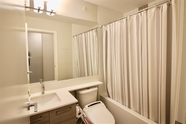 36 6965 Hastings Street, Burnaby North 11