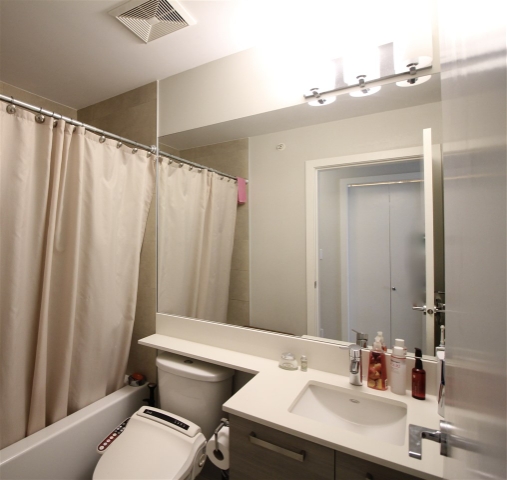 36 6965 Hastings Street, Burnaby North 8