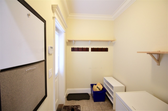 6561 Carnegie Street, Burnaby North 11