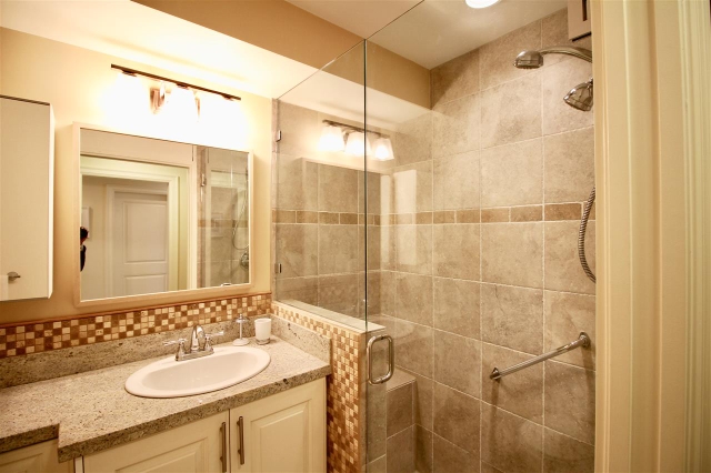 6561 Carnegie Street, Burnaby North 16