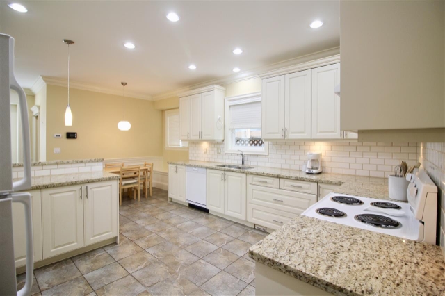 6561 Carnegie Street, Burnaby North 7