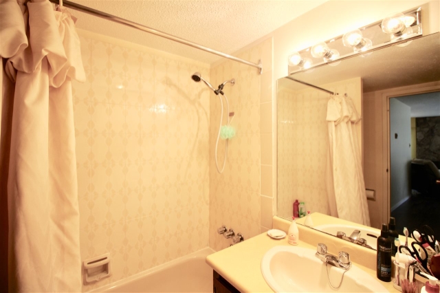 206 2355 Trinity Street, Vancouver East 11