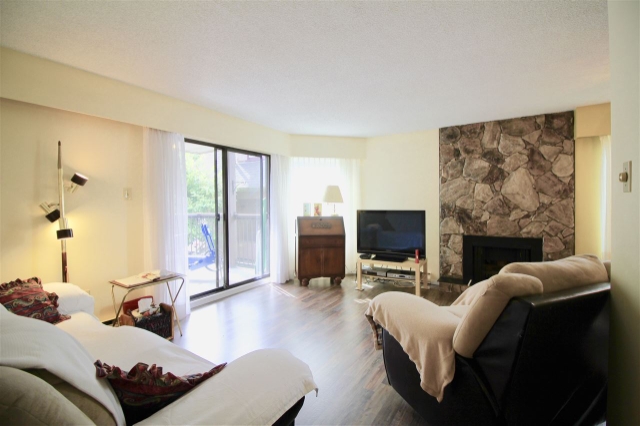 206 2355 Trinity Street, Vancouver East 2