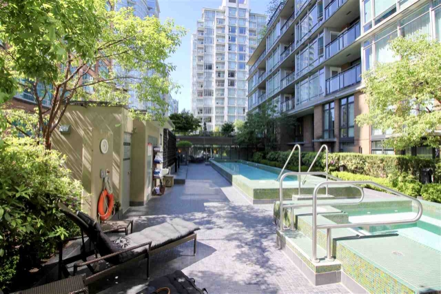 2005 788 Richards Street, Vancouver West 18