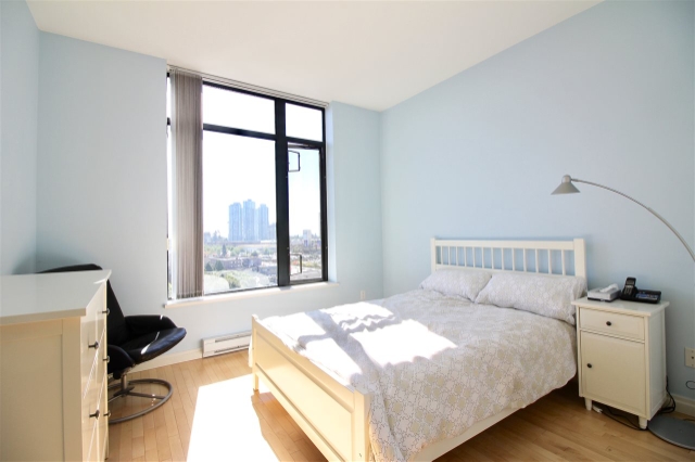 1605 4567 Hazel Street, Burnaby South 15