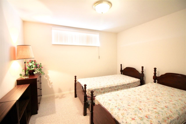 1322 Rosser Avenue, Burnaby North 16