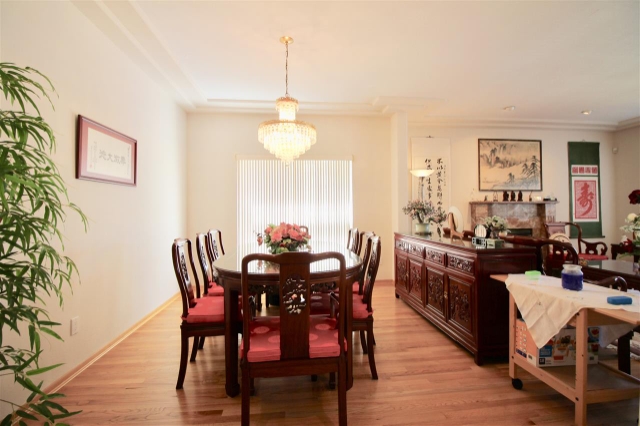 1322 Rosser Avenue, Burnaby North 3