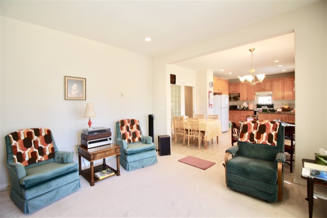 1322 Rosser Avenue, Burnaby North 6