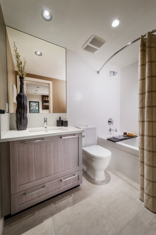803-945 East Hastings, Vancouver, BC 3