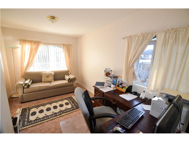 7058 Malibu Dr, Burnaby North 9