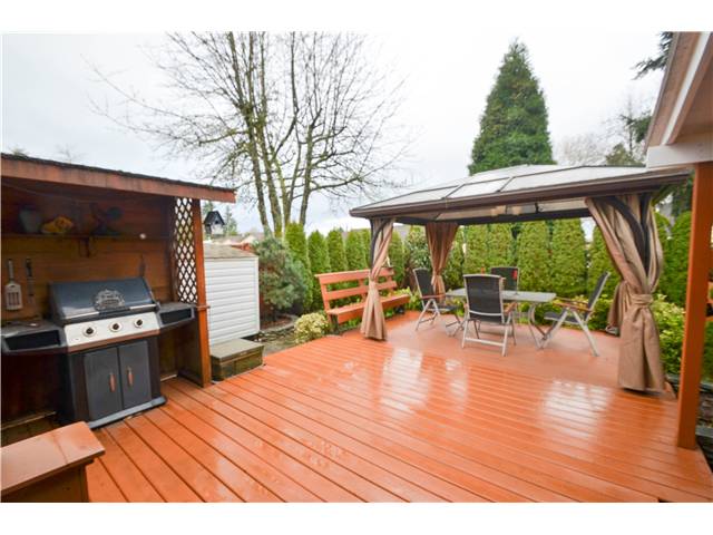 614 Girard Av, Coquitlam 15