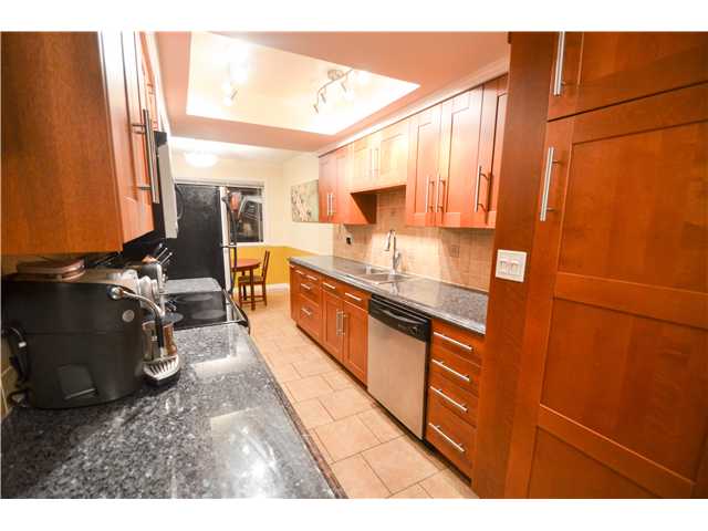 614 Girard Av, Coquitlam 6
