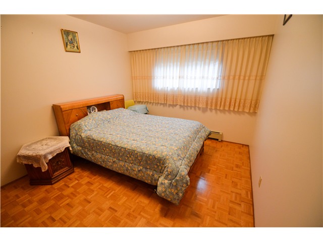 3879 Frances St, Burnaby North 11