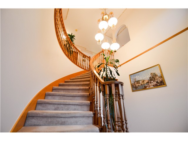 3879 Frances St, Burnaby North 2