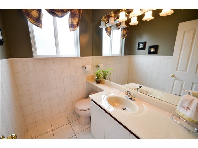 7292 Barnet Rd, Burnaby North 10