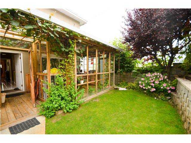 7292 Barnet Rd, Burnaby North 18