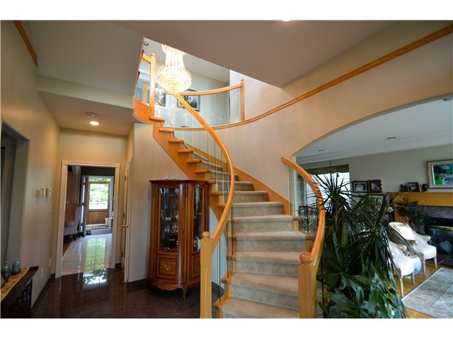 7292 Barnet Rd, Burnaby North 2