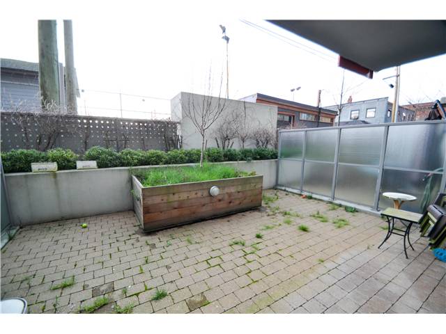 # 202 251 E 7Th Av, Vancouver East 8