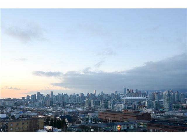 # 202 251 E 7Th Av, Vancouver East 9