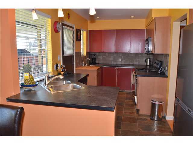 6484 Kitchener St, Burnaby North 4