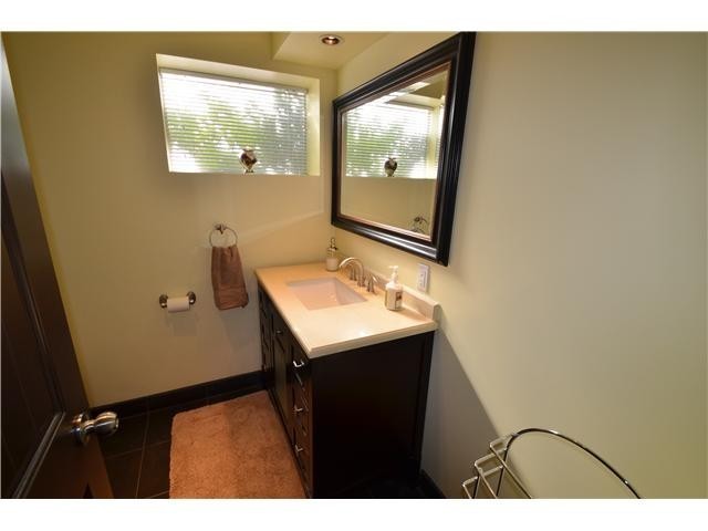 6484 Kitchener St, Burnaby North 8
