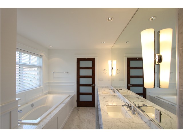 5238 Forest Pl, Burnaby South 18
