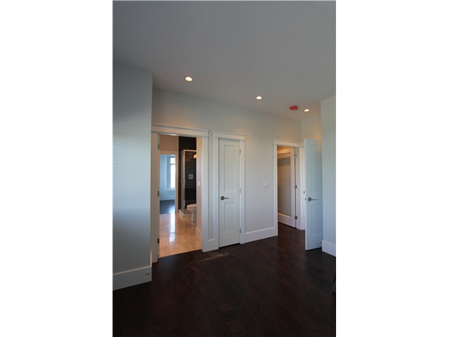5238 Forest Pl, Burnaby South 6