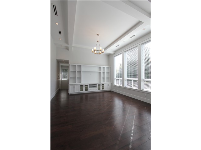 5238 Forest Pl, Burnaby South 8