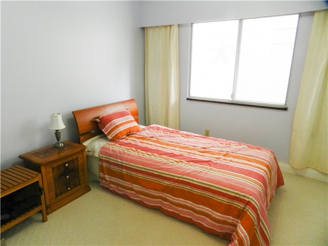 1635 Cliff Av, Burnaby North 10