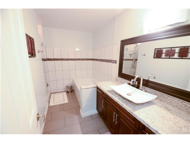 # 10B 6128 Patterson Av, Burnaby South 9