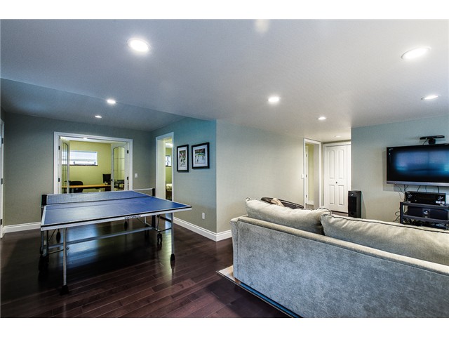 1551 Glen Abbey Dr, Burnaby North 17