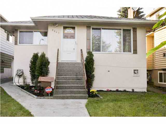 8247 10th Av,	East Burnaby