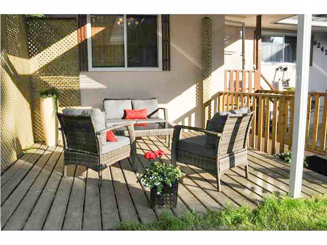 8247 10Th Av,	East Burnaby 9