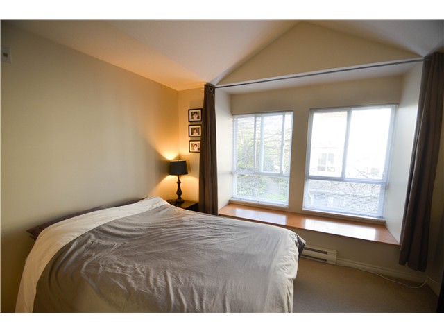 7337 Magnolia Te, Burnaby South 8