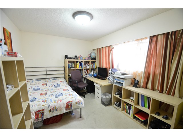1792 Sperling Av, Burnaby North 12