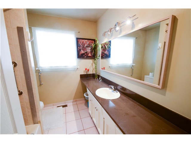 1792 Sperling Av, Burnaby North 13