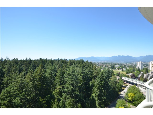 # 2203 6188 Patterson Av, Burnaby South 3
