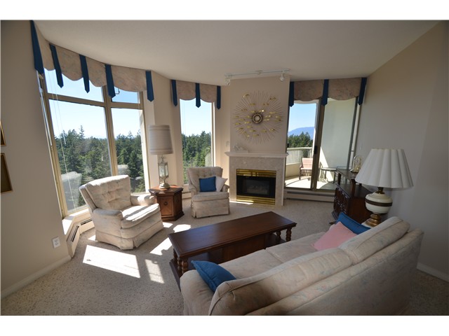 # 2203 6188 Patterson Av, Burnaby South 4