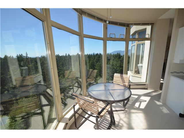 # 2203 6188 Patterson Av, Burnaby South 7
