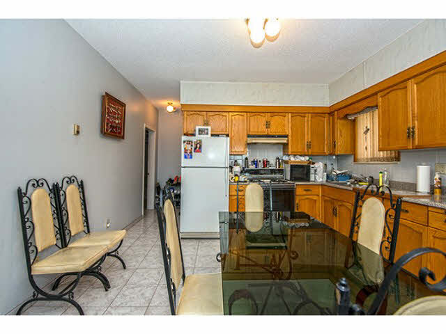 3954 Venables Street, Burnaby North 16
