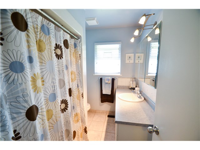 6768 Aubrey St, Burnaby North 11