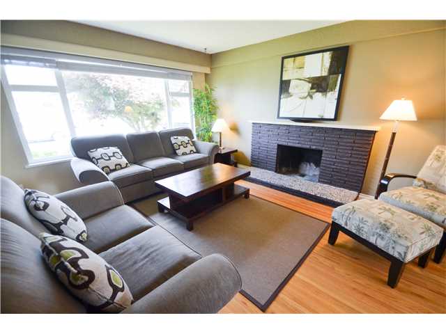 6768 Aubrey St, Burnaby North 3