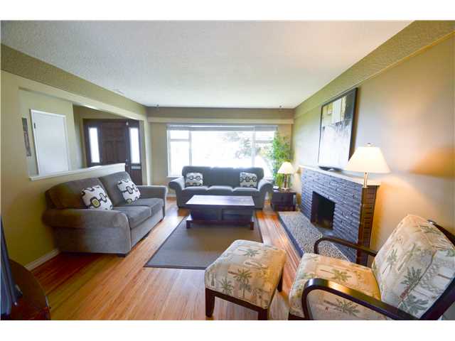 6768 Aubrey St, Burnaby North 4