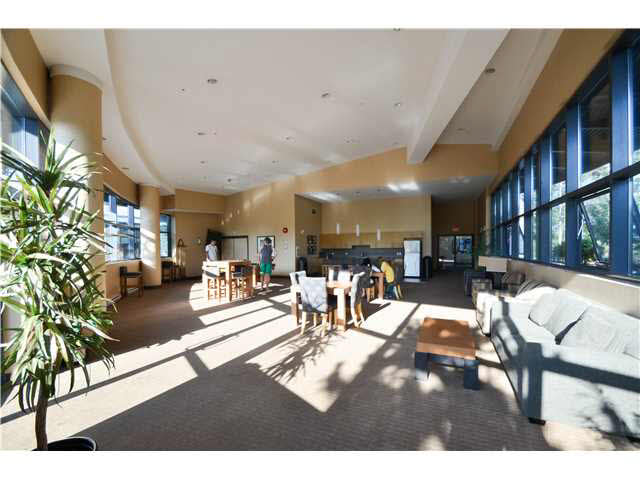 501 2225 Holdom Avenue, Burnaby North 13
