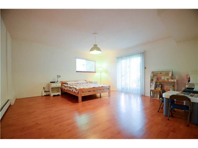 6335 Berwick Ct, Burnaby South 16