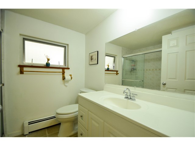 6335 Berwick Ct, Burnaby South 18