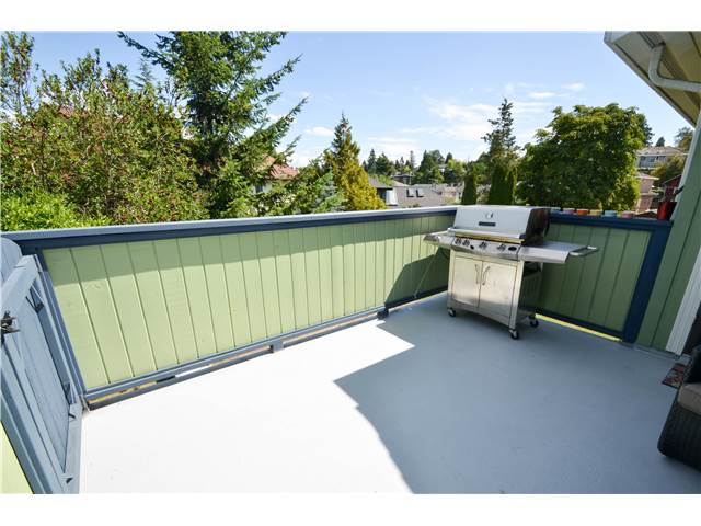 6335 Berwick Ct, Burnaby South 19